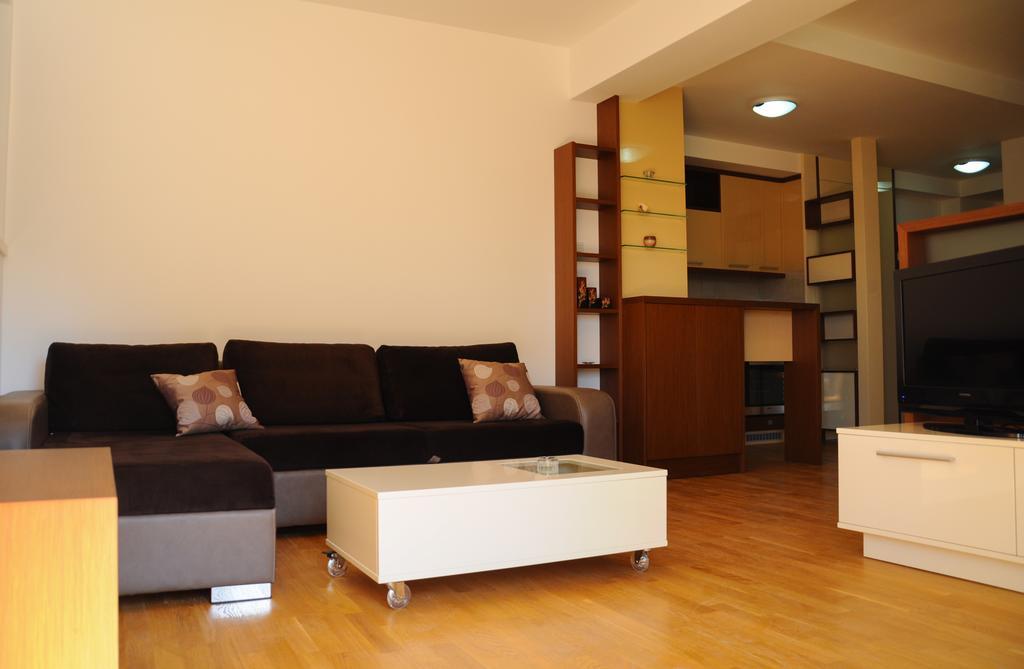 بودفا Andreja Apartment الغرفة الصورة